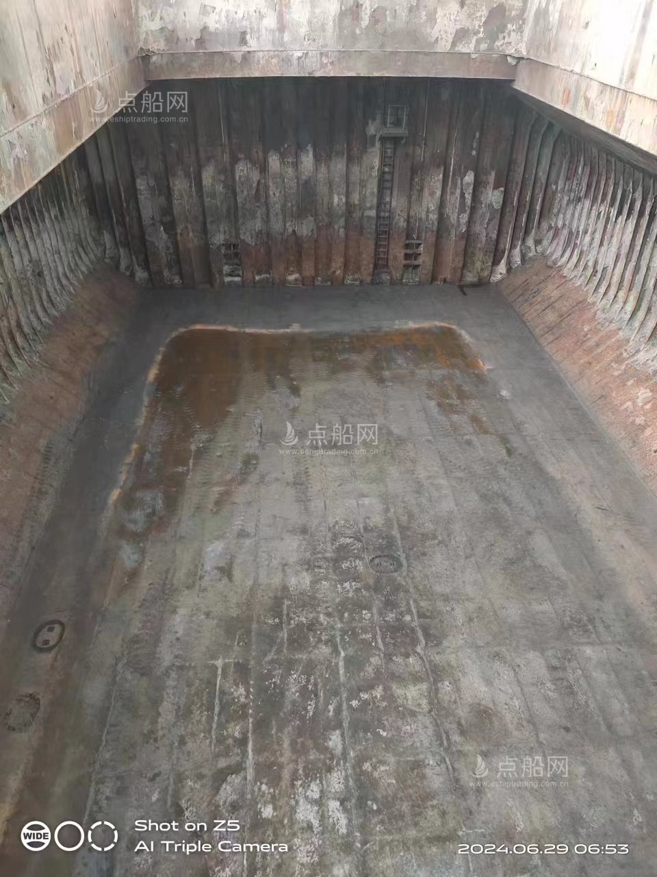 出售13223吨散货船
