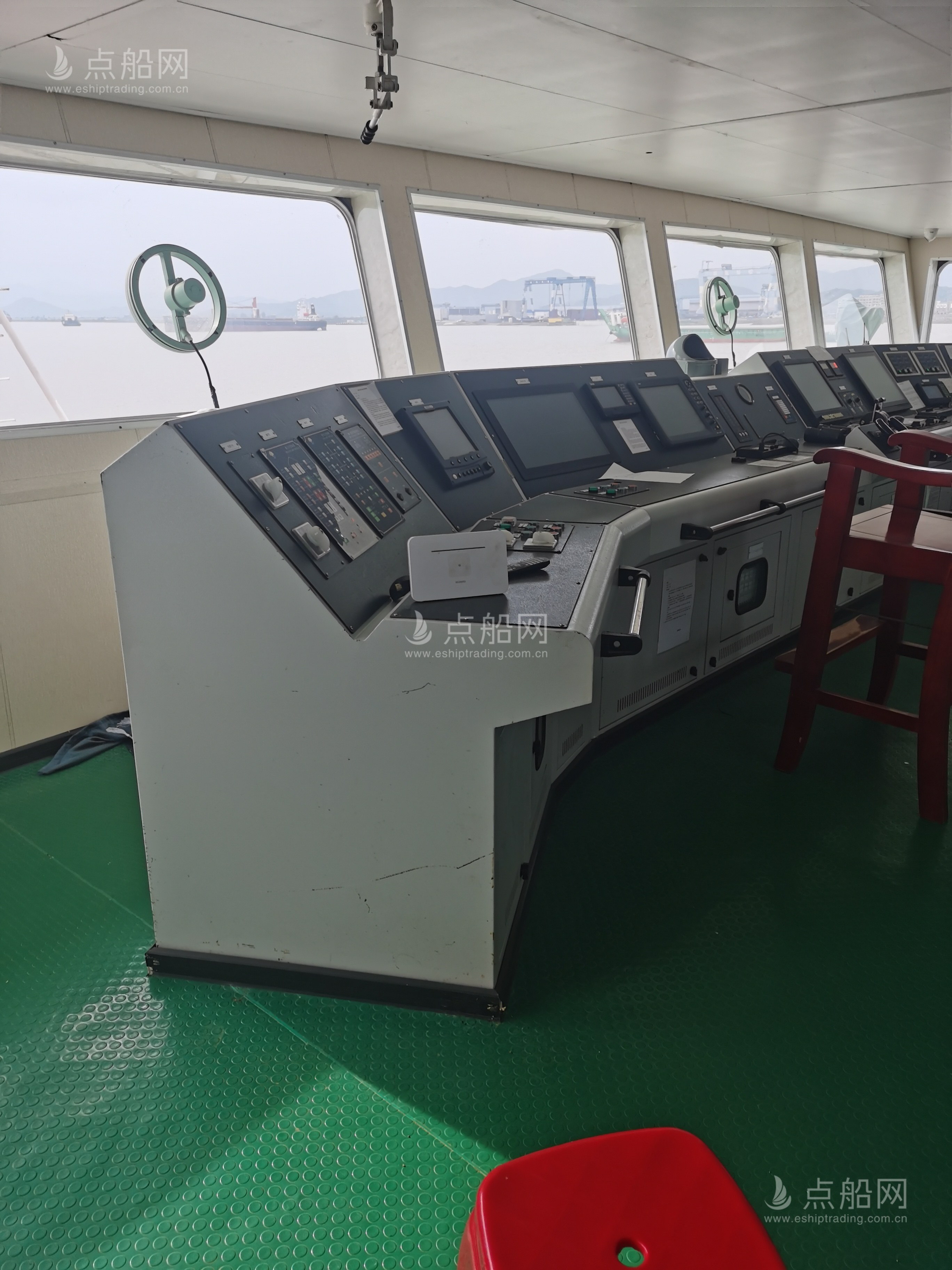 出售3295吨甲板货驳