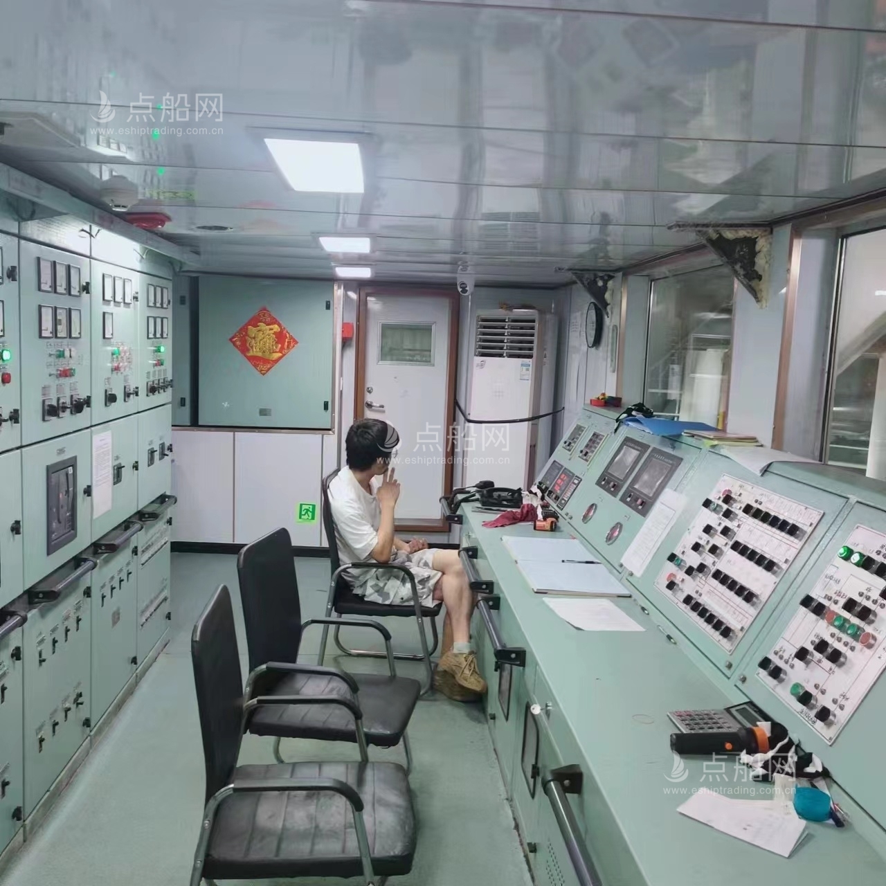 出售8000吨甲板货驳