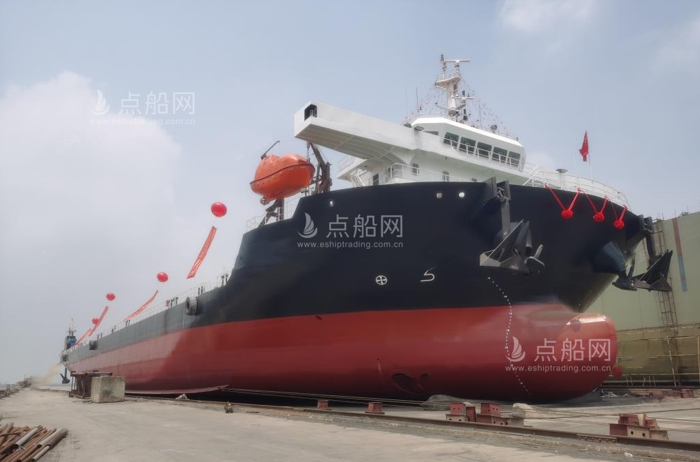 出售8000吨甲板货驳