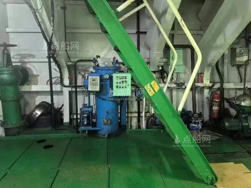 出售4711吨甲板货驳