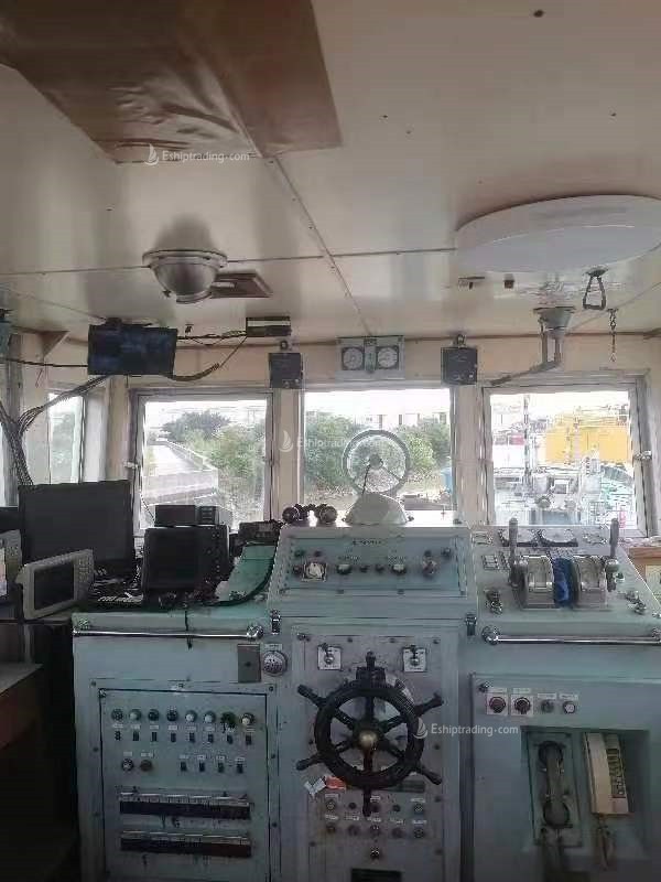 2600 PS Harbor Tug For Sale