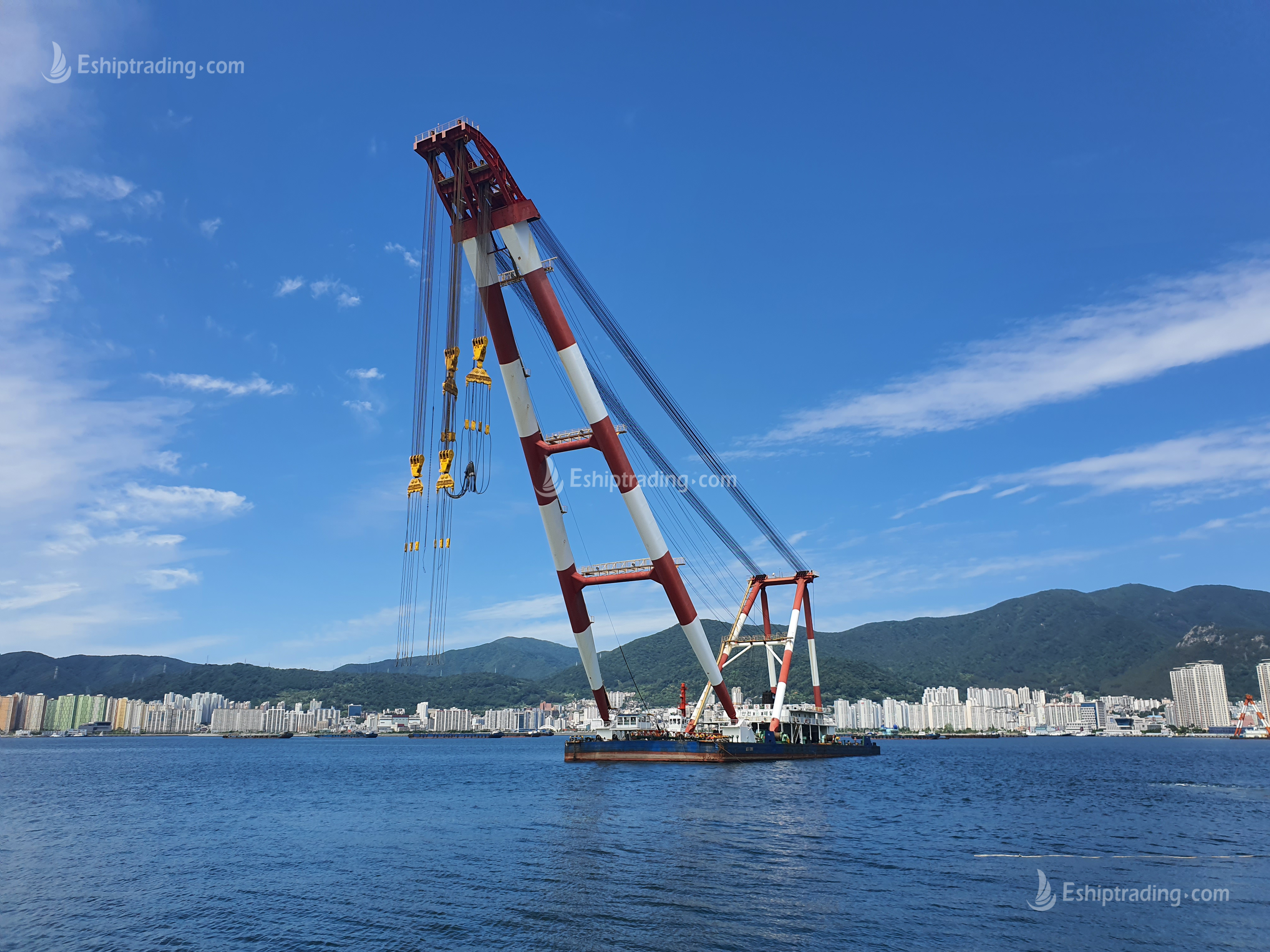 1000 T A-shaped Crane For Sale