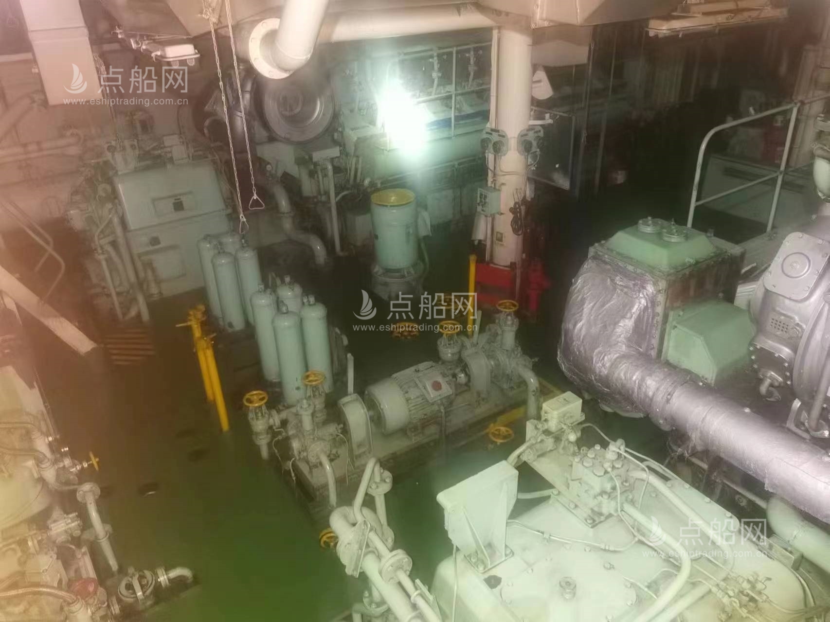 出售8100 马力三用拖轮