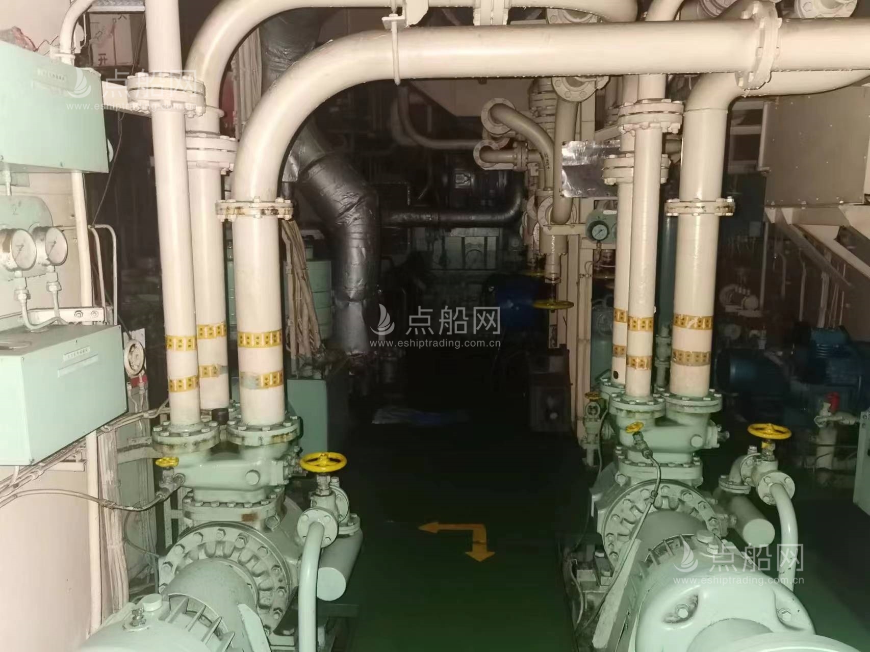 出售8100 马力三用拖轮