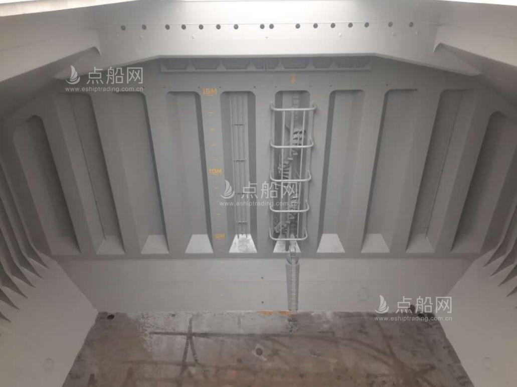 出售58000吨散货船
