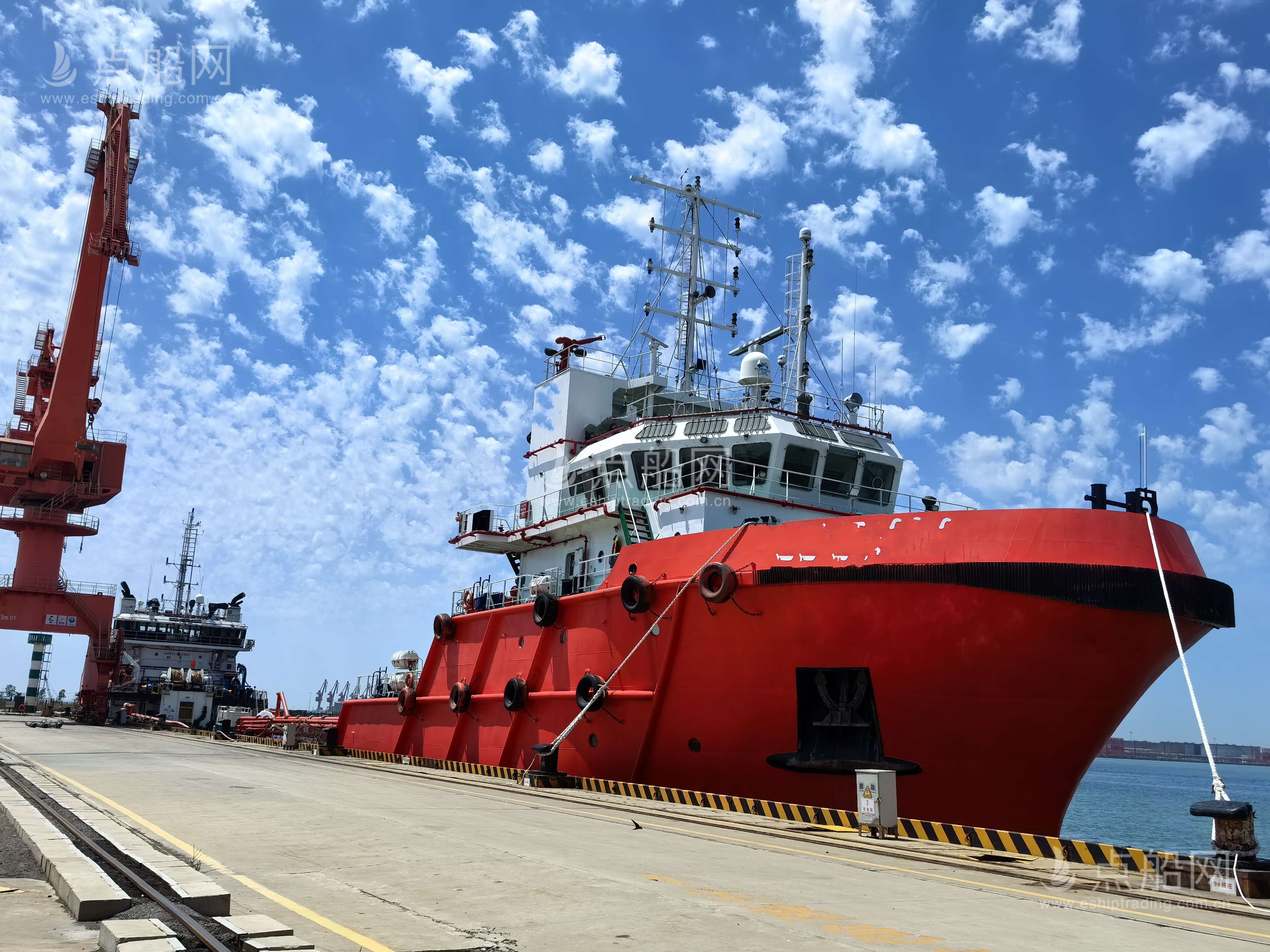 出售6600马力三用拖轮