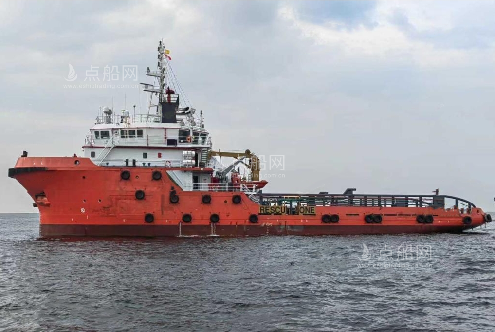 出售5222 马力三用拖轮