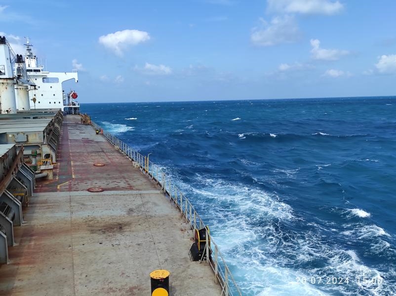 出售58730吨散货船