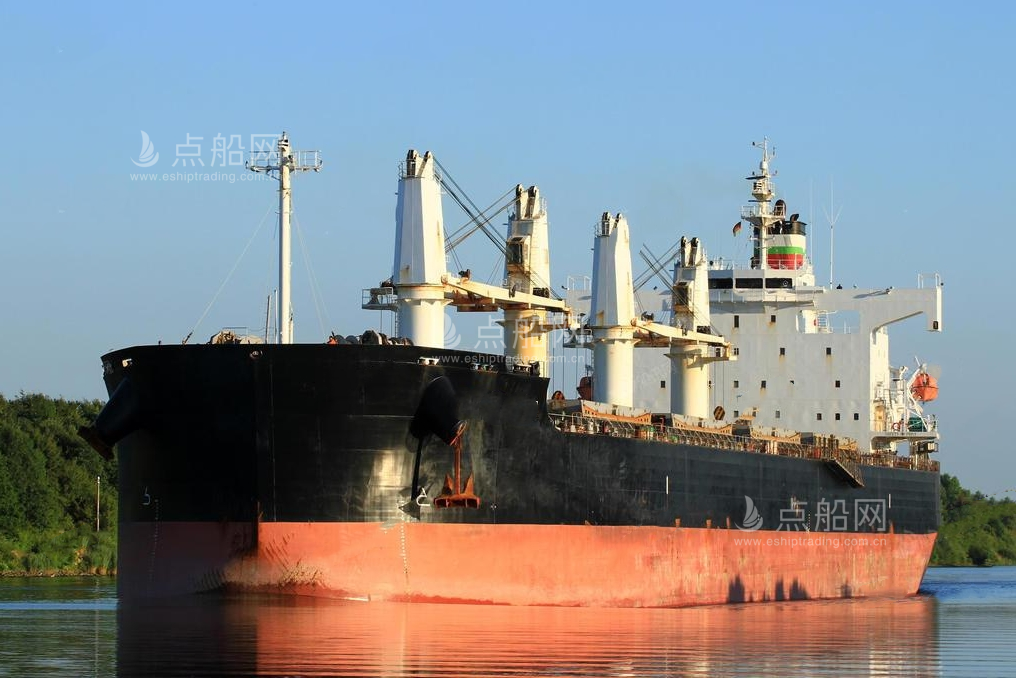 出售58730吨散货船
