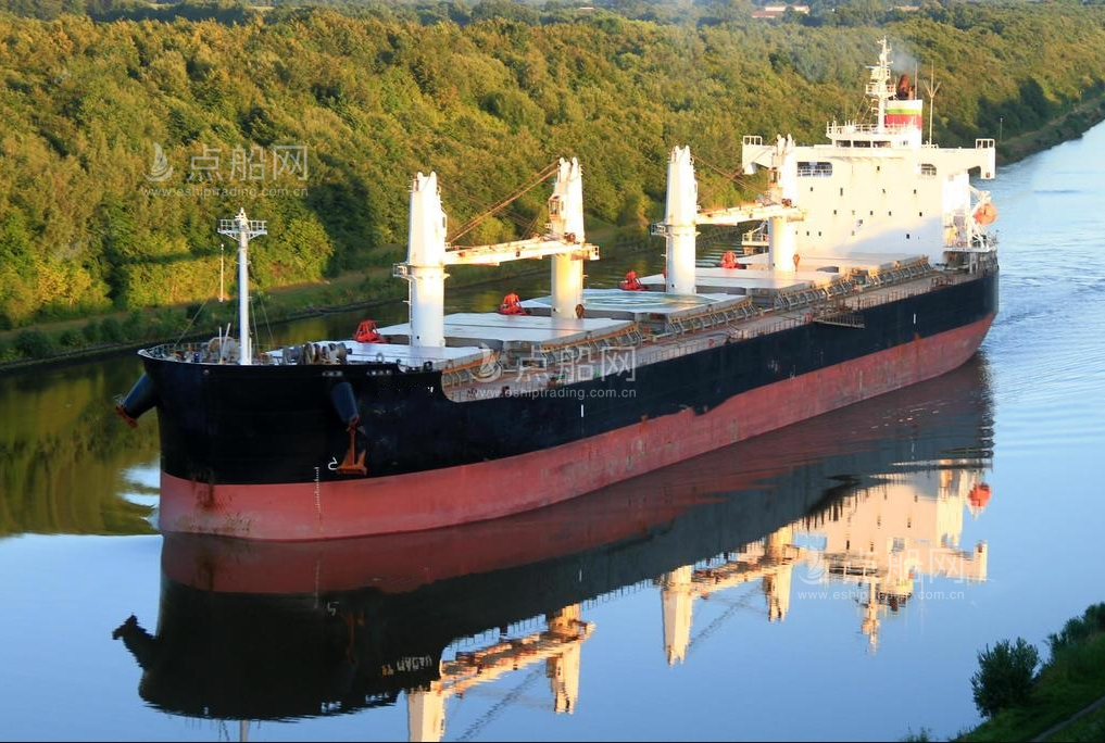 出售58730吨散货船