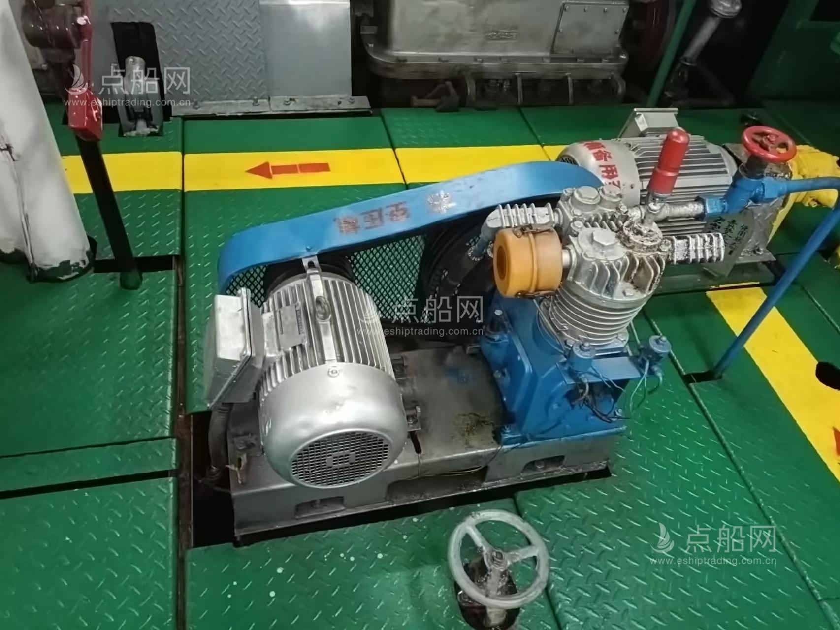 出售4800 马力平台供应船