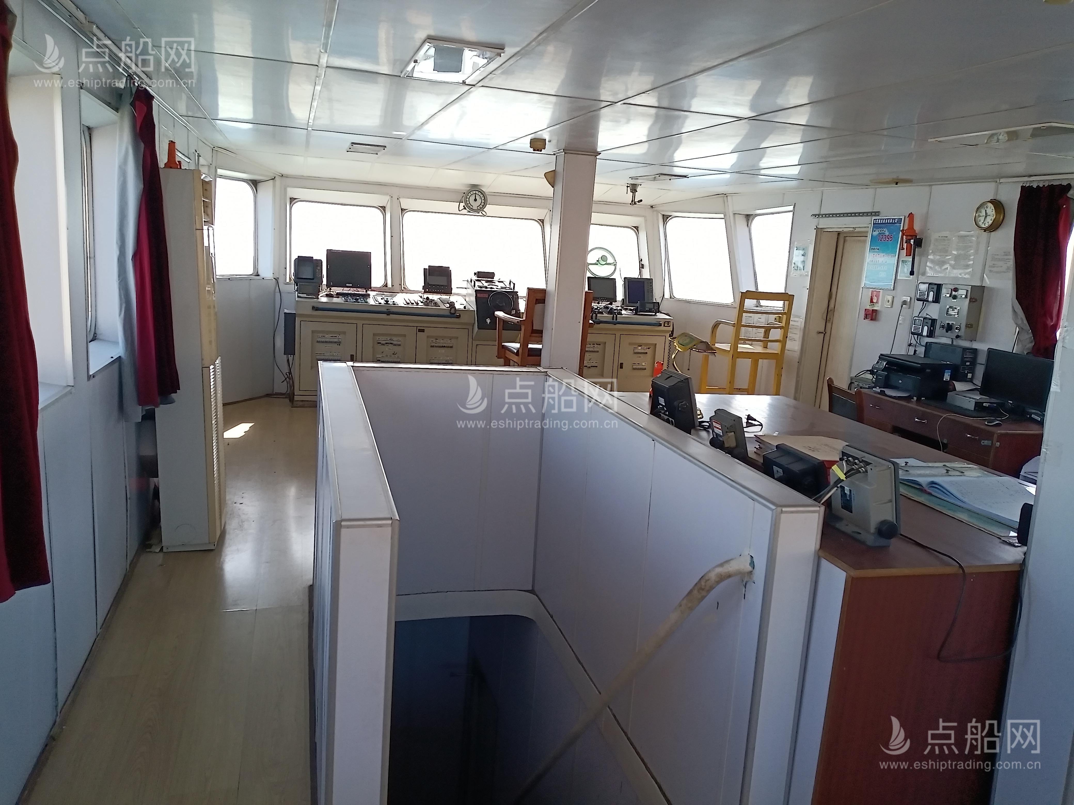 出售4800 马力平台供应船