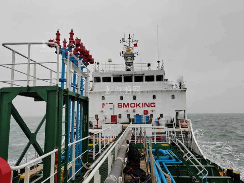 出售3956吨化学品船