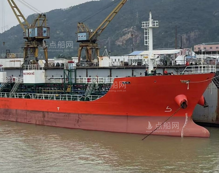 出售3956吨化学品船