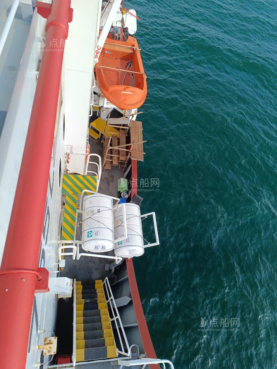 出售5454 马力平台供应船
