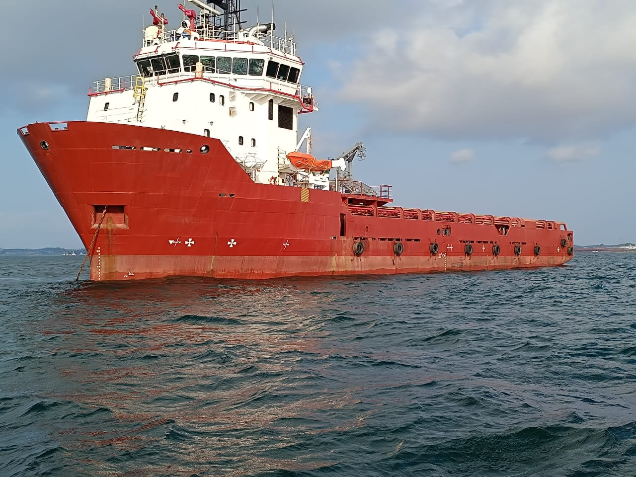 出售5454 马力平台供应船