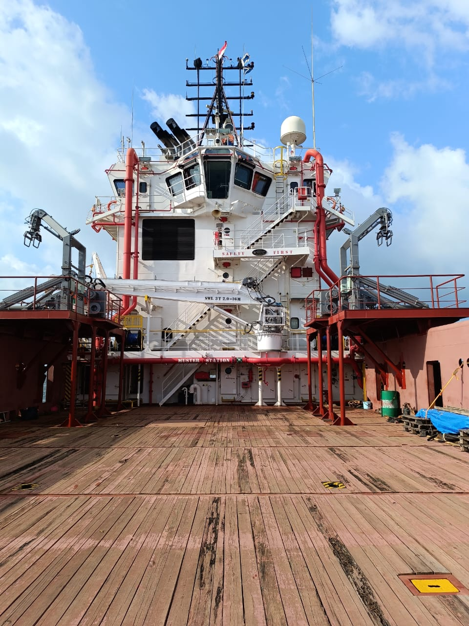 出售5454 马力平台供应船