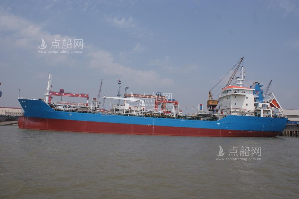 出售7974吨成品油船