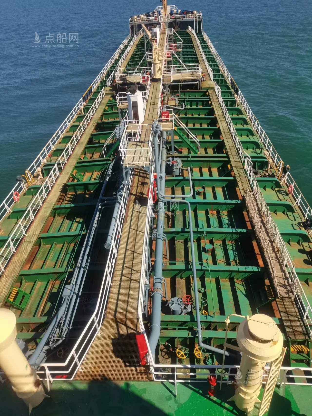 出售10000吨成品油船