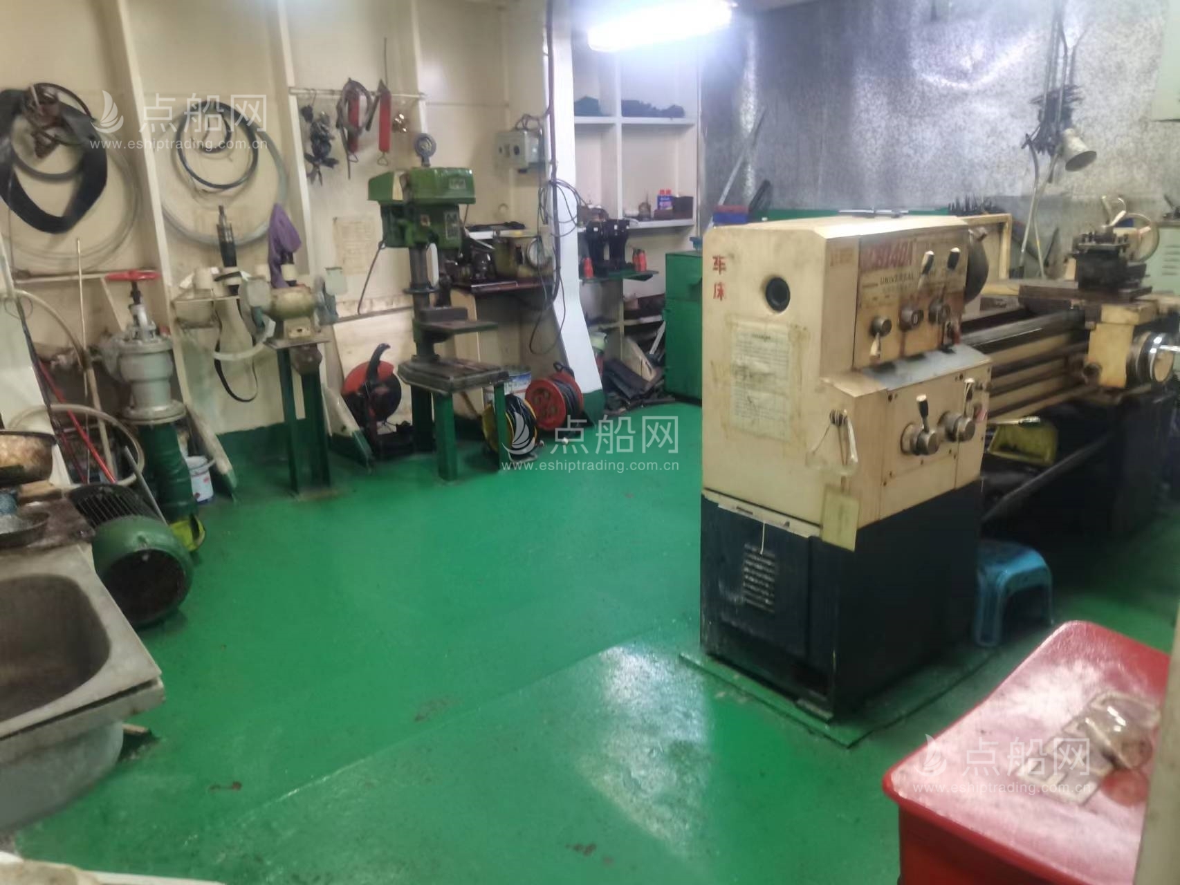 出售10000吨成品油船