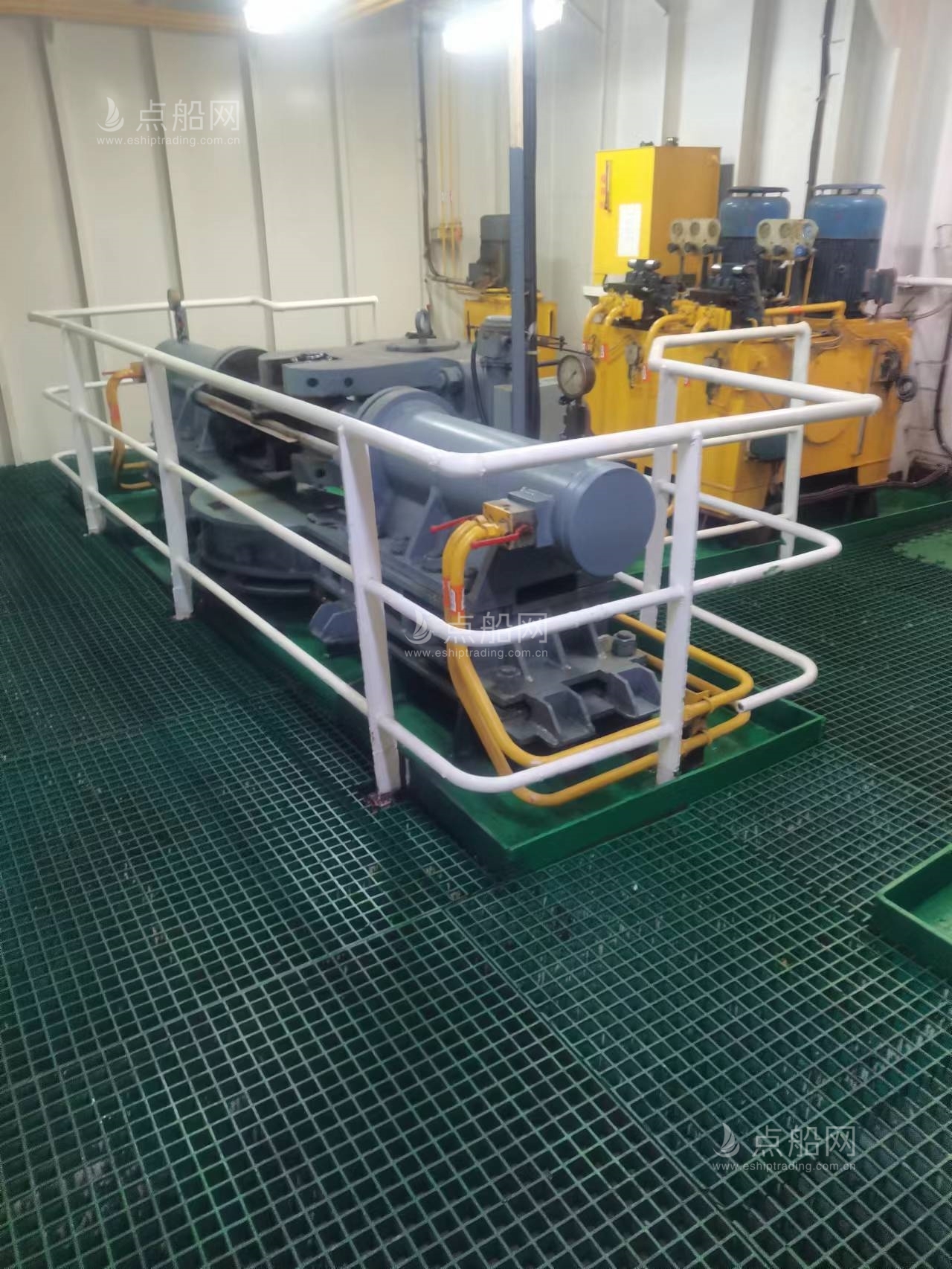 出售10000吨成品油船