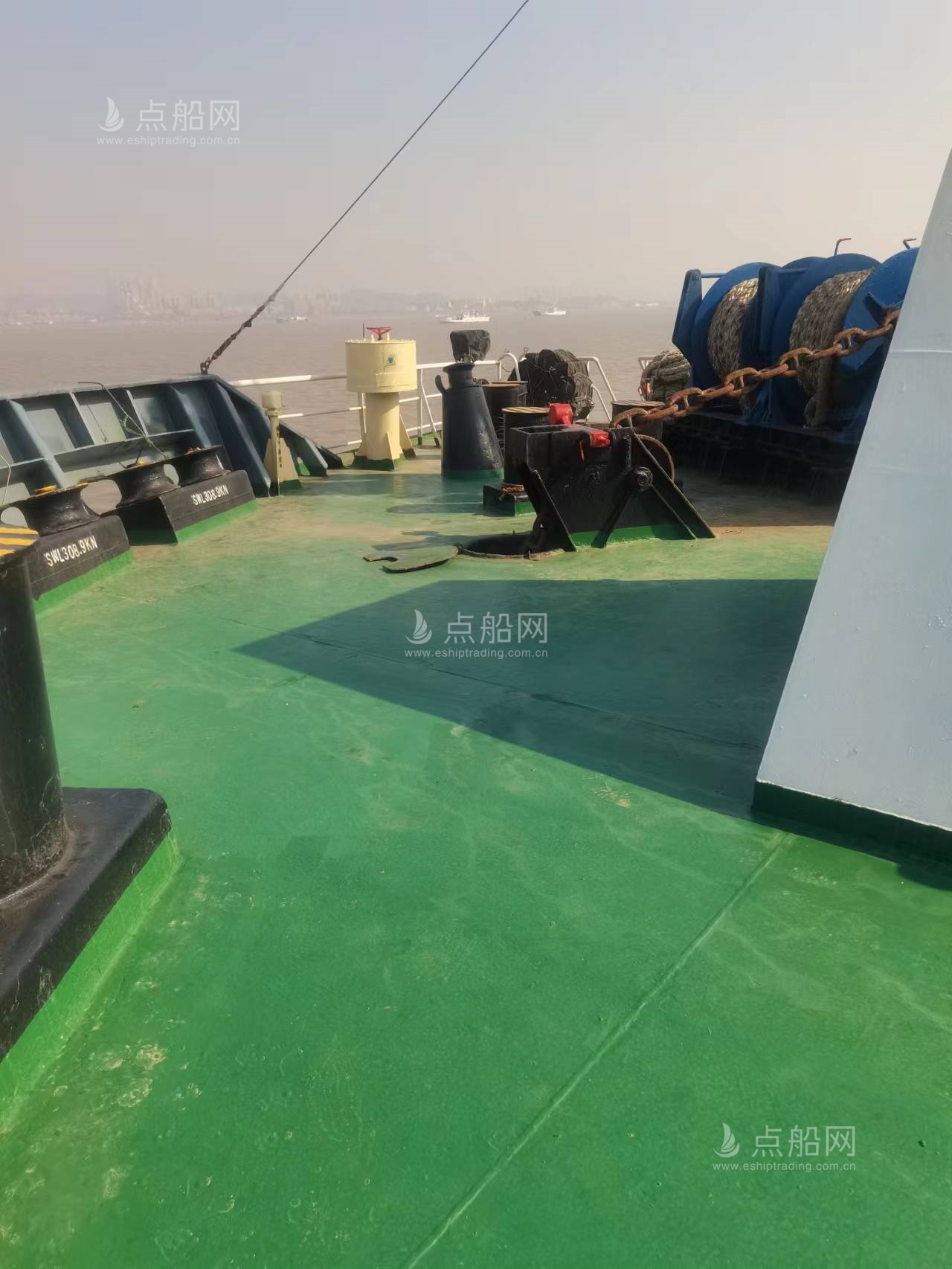 出售10000吨成品油船