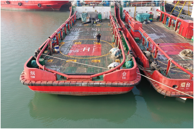 出售4000 马力三用拖轮