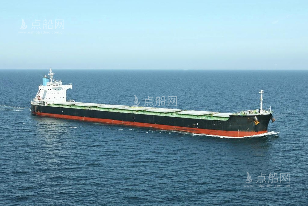 出售82200吨散货船