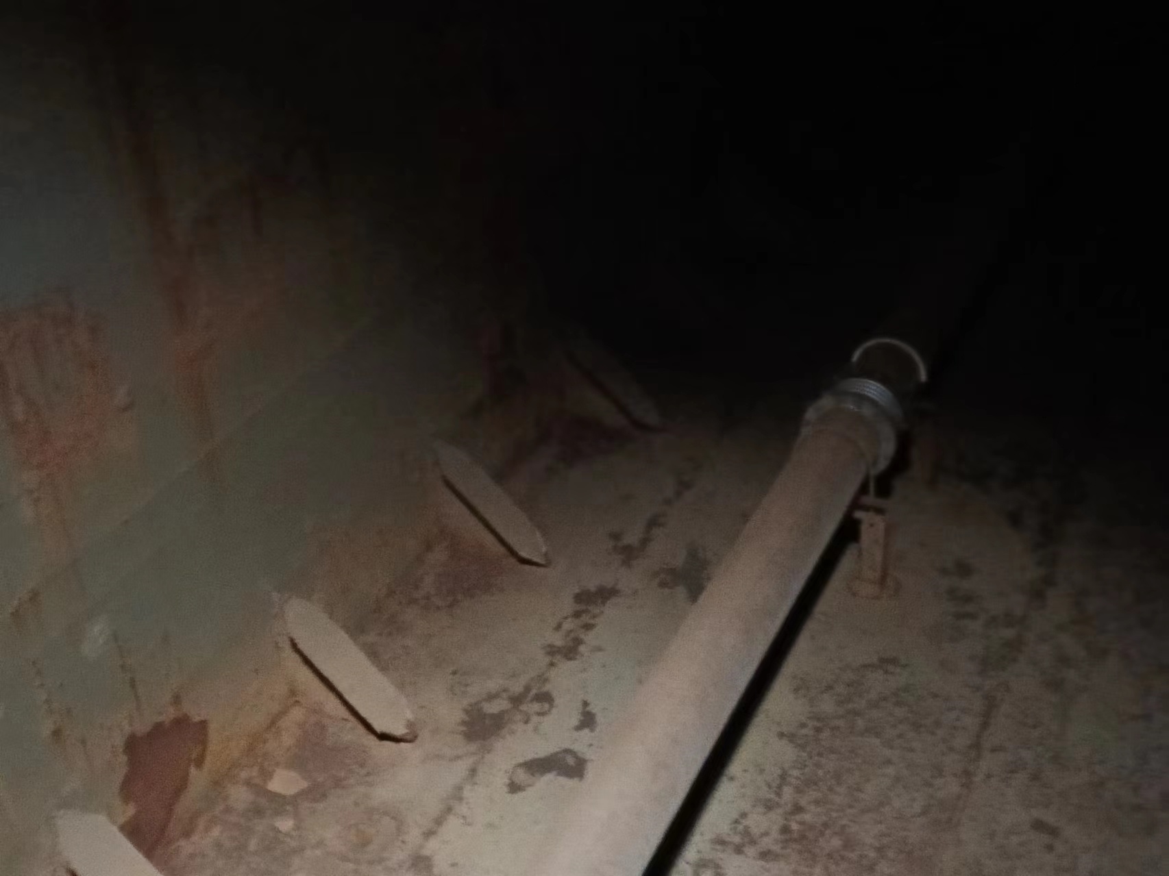 出售7000吨成品油船