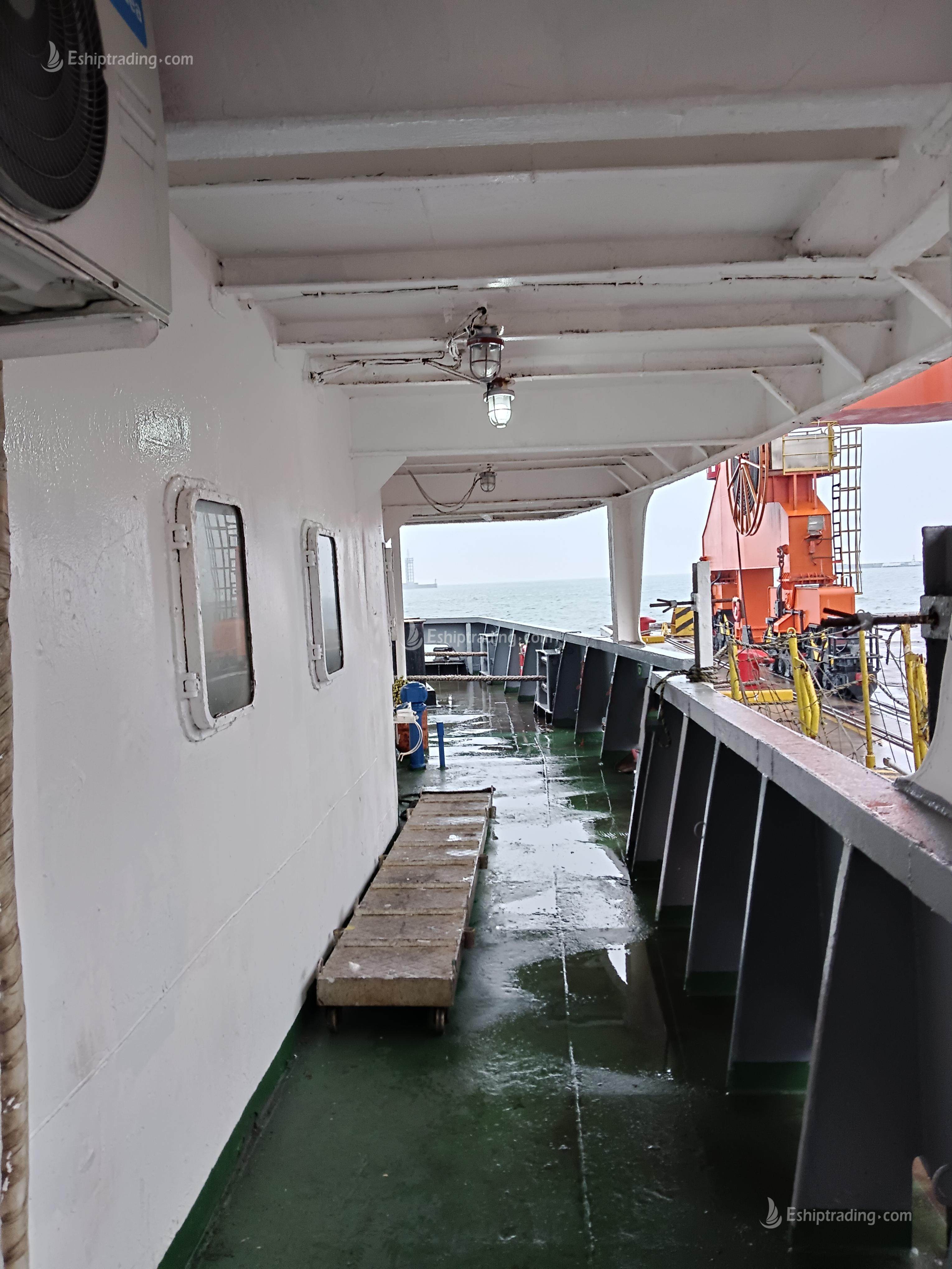 644 TEU Container Ship For Sale