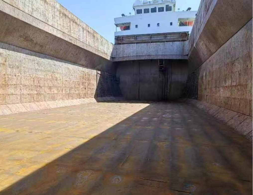 出售5300吨杂货船