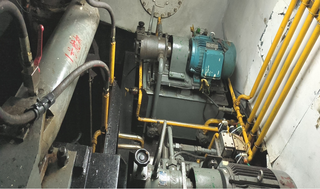 出售1500吨化学品船