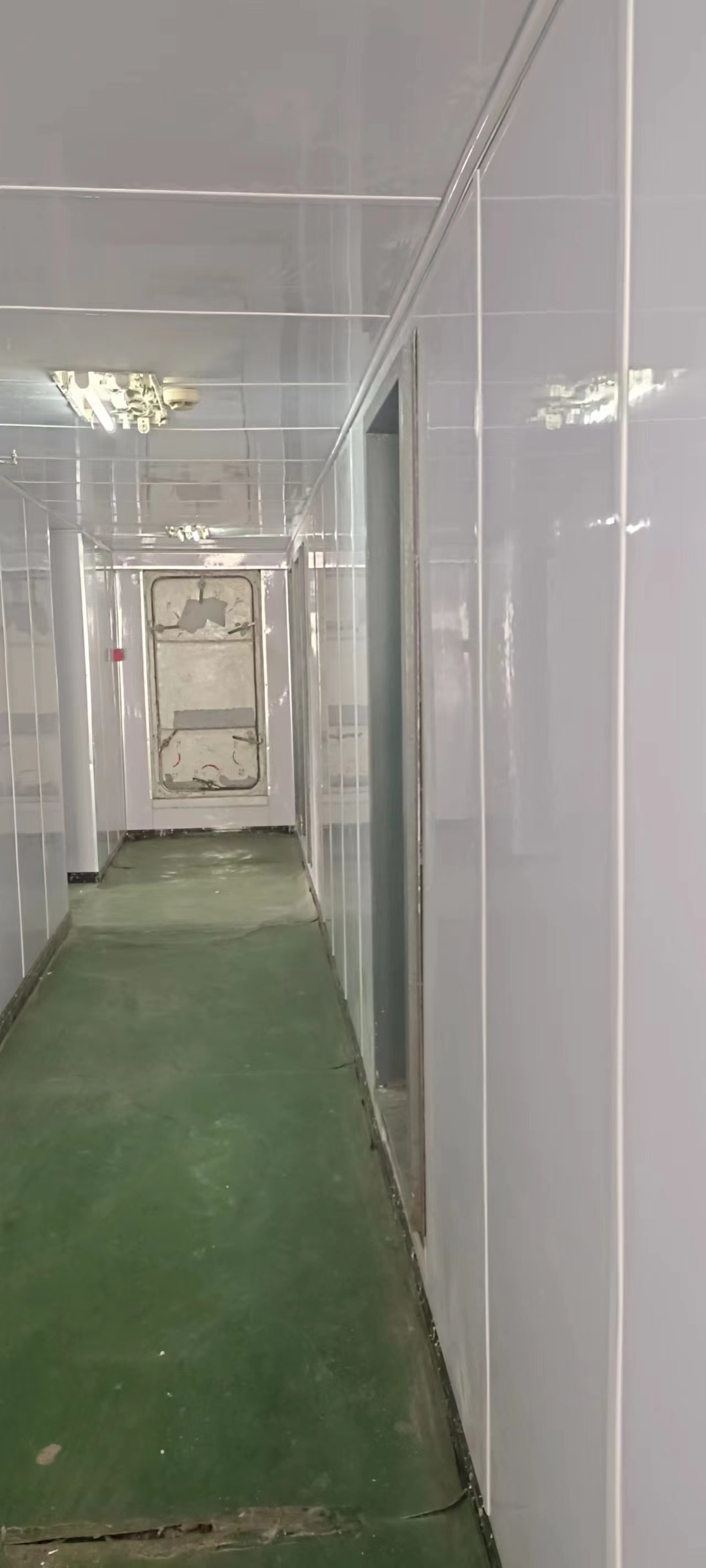 出售7500吨散货船