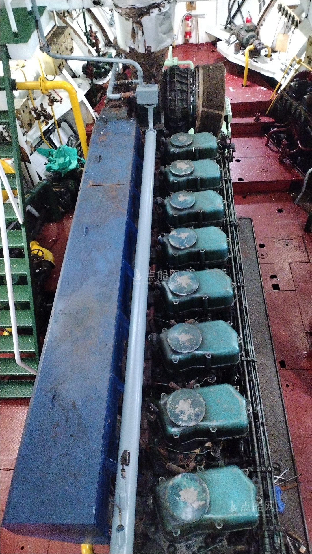 出售7500吨散货船