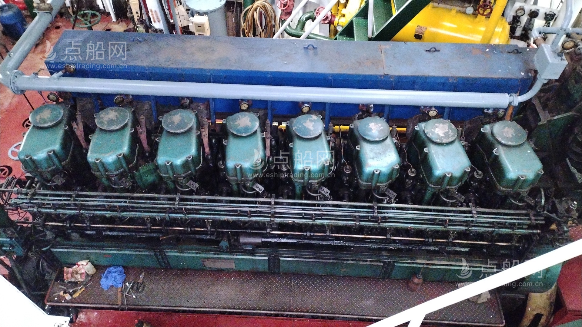 出售7500吨散货船