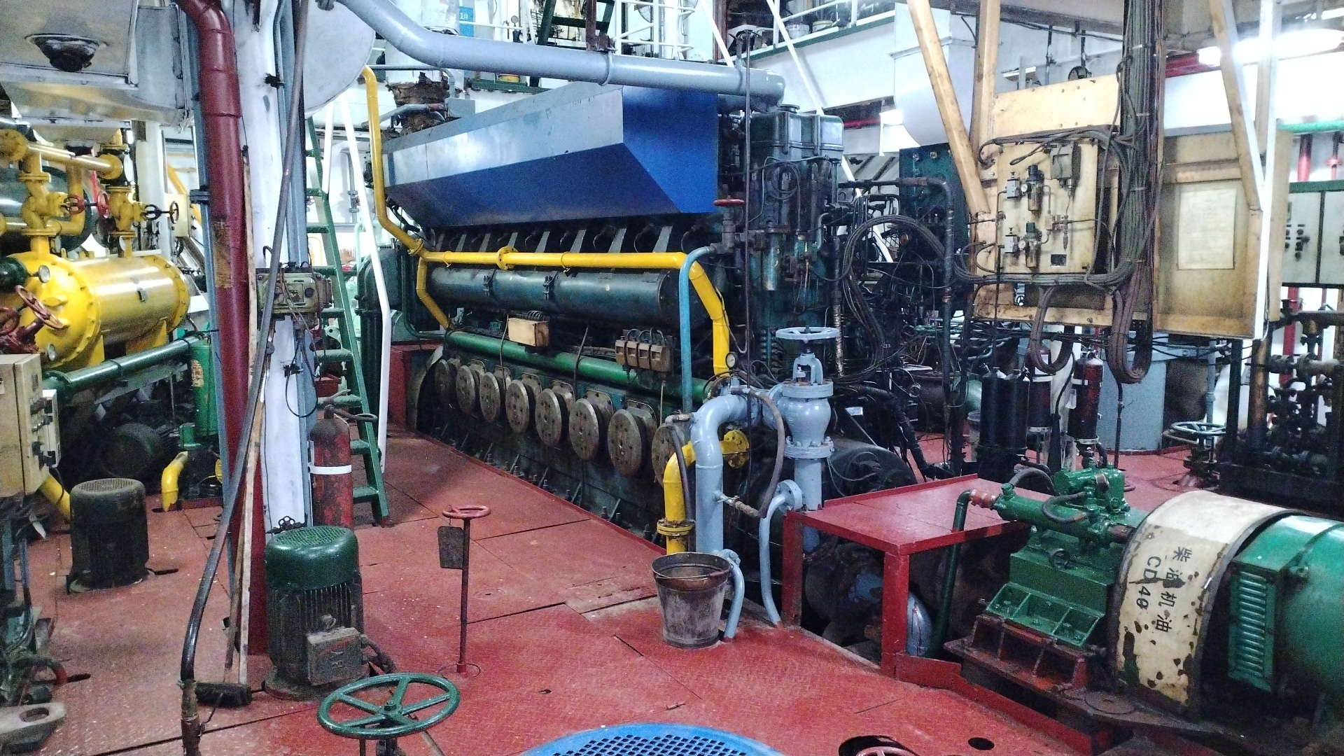 出售7500吨散货船