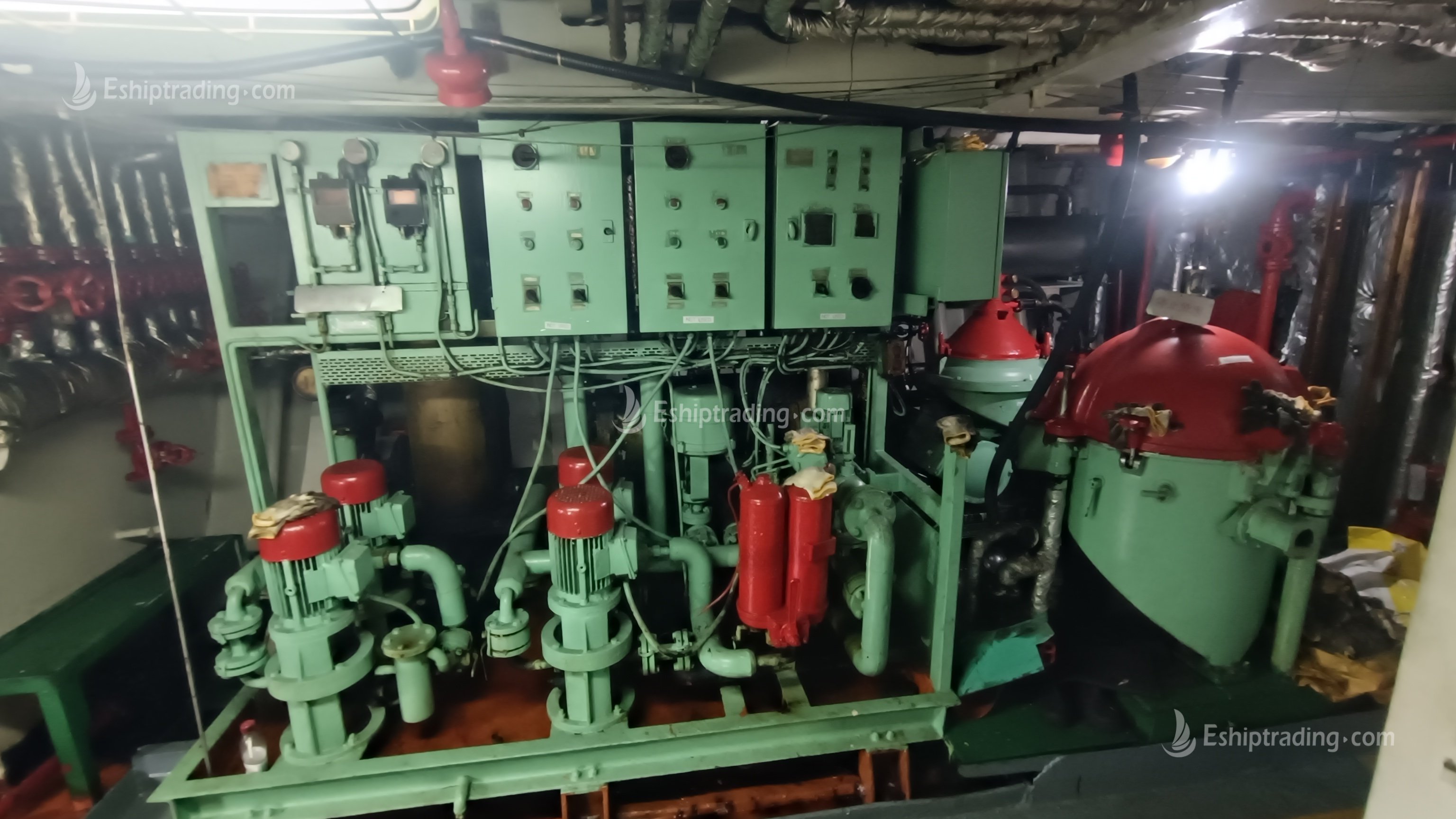 3150 T Product Oil Tanker For Sale