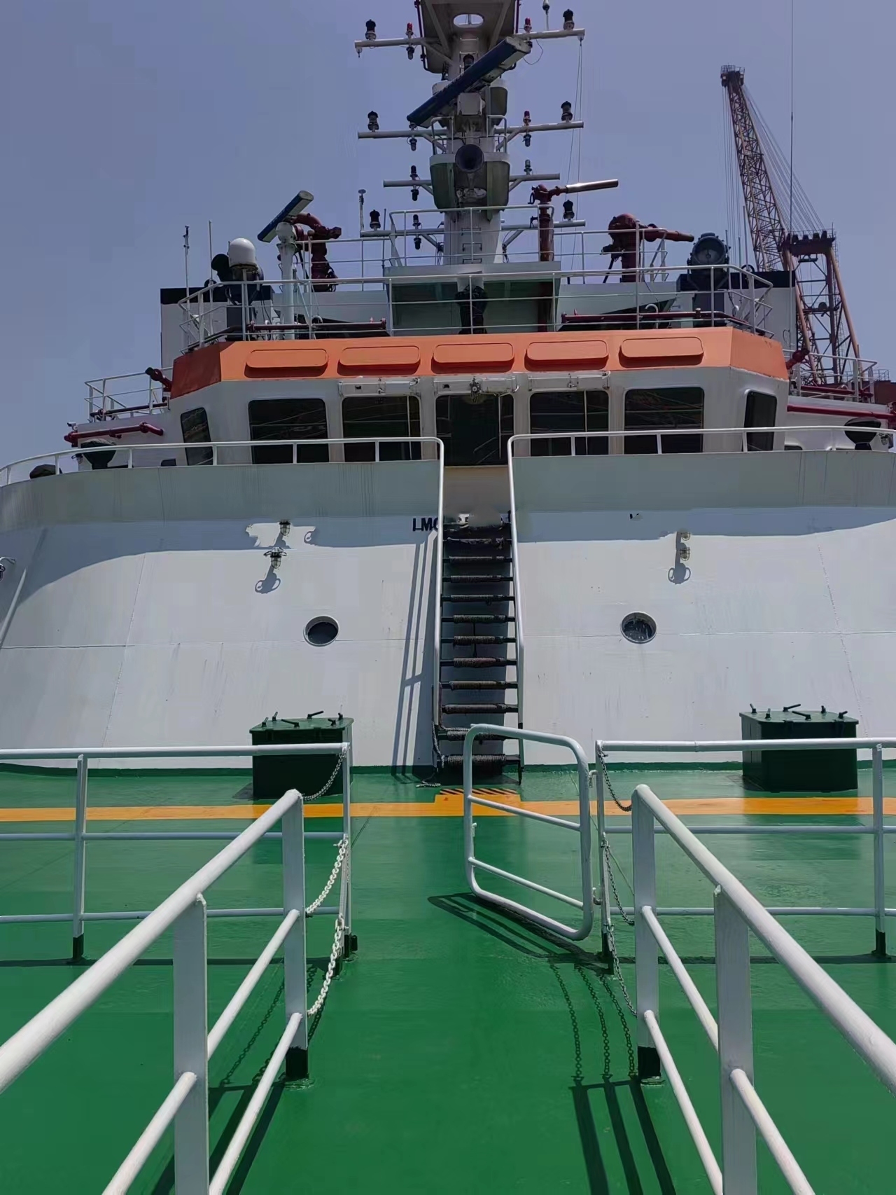 出售10880马力三用拖轮