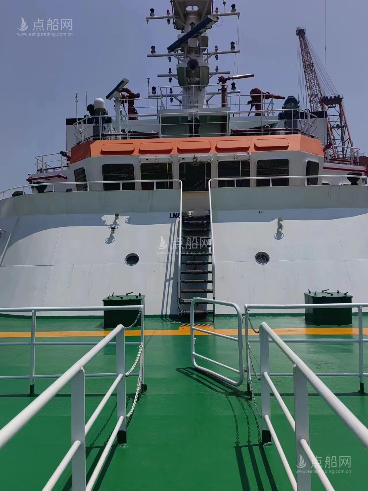 出售10880马力三用拖轮