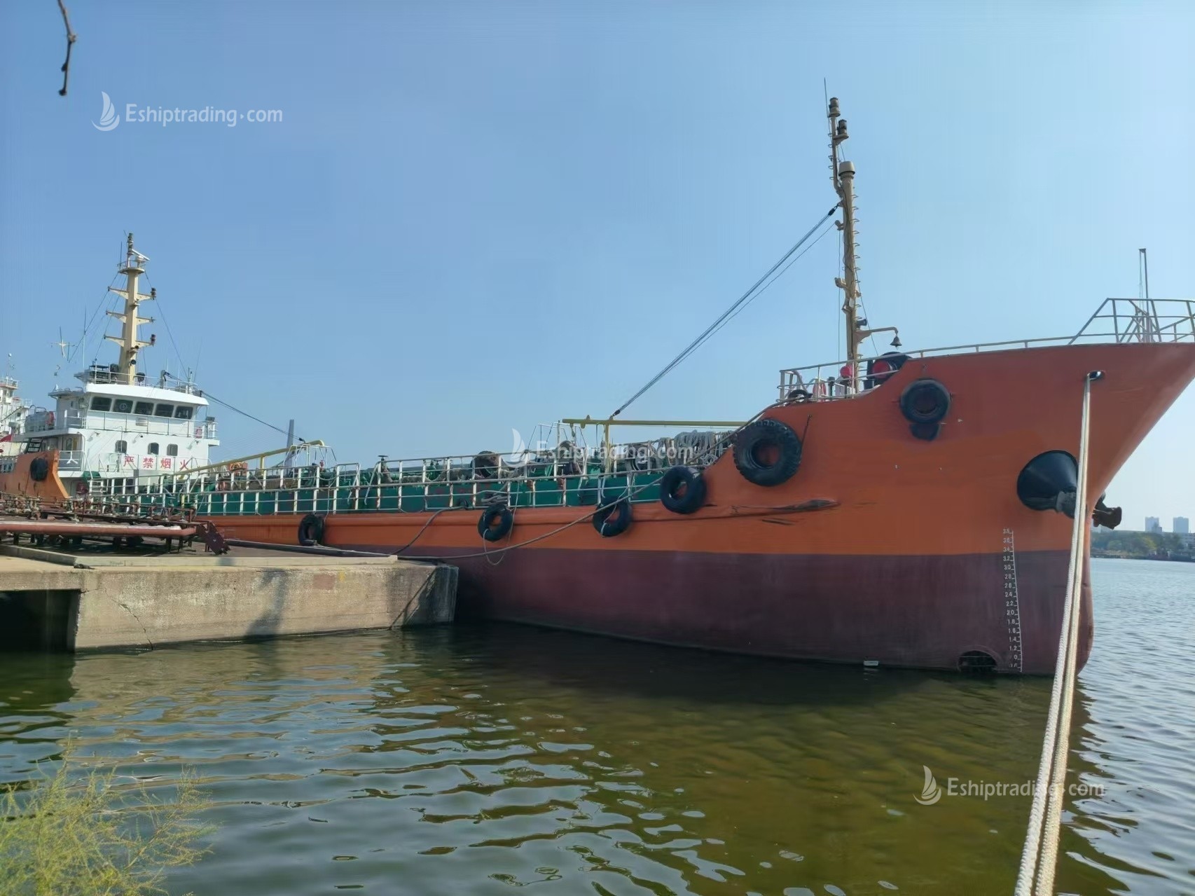 913 T Product Oil Tanker For Sale