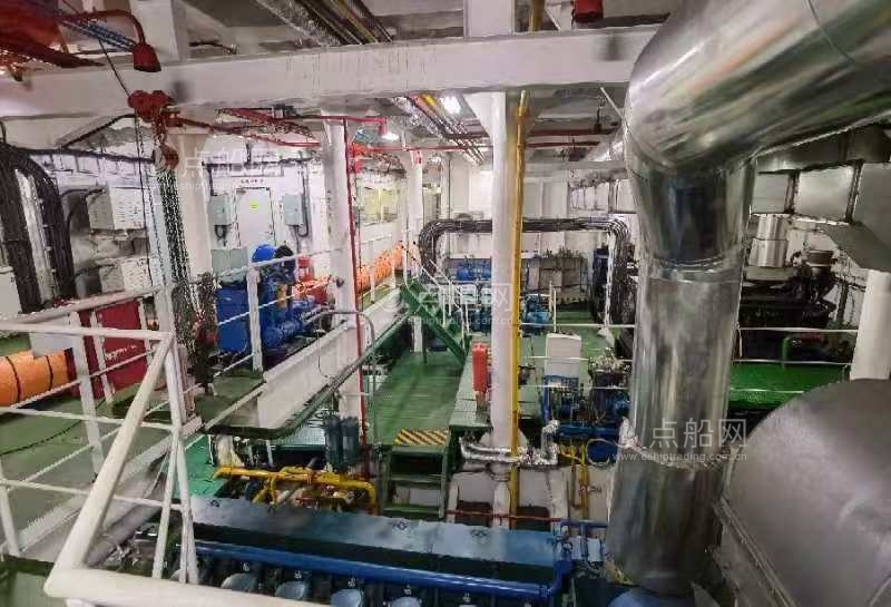 出售21760吨甲板货驳