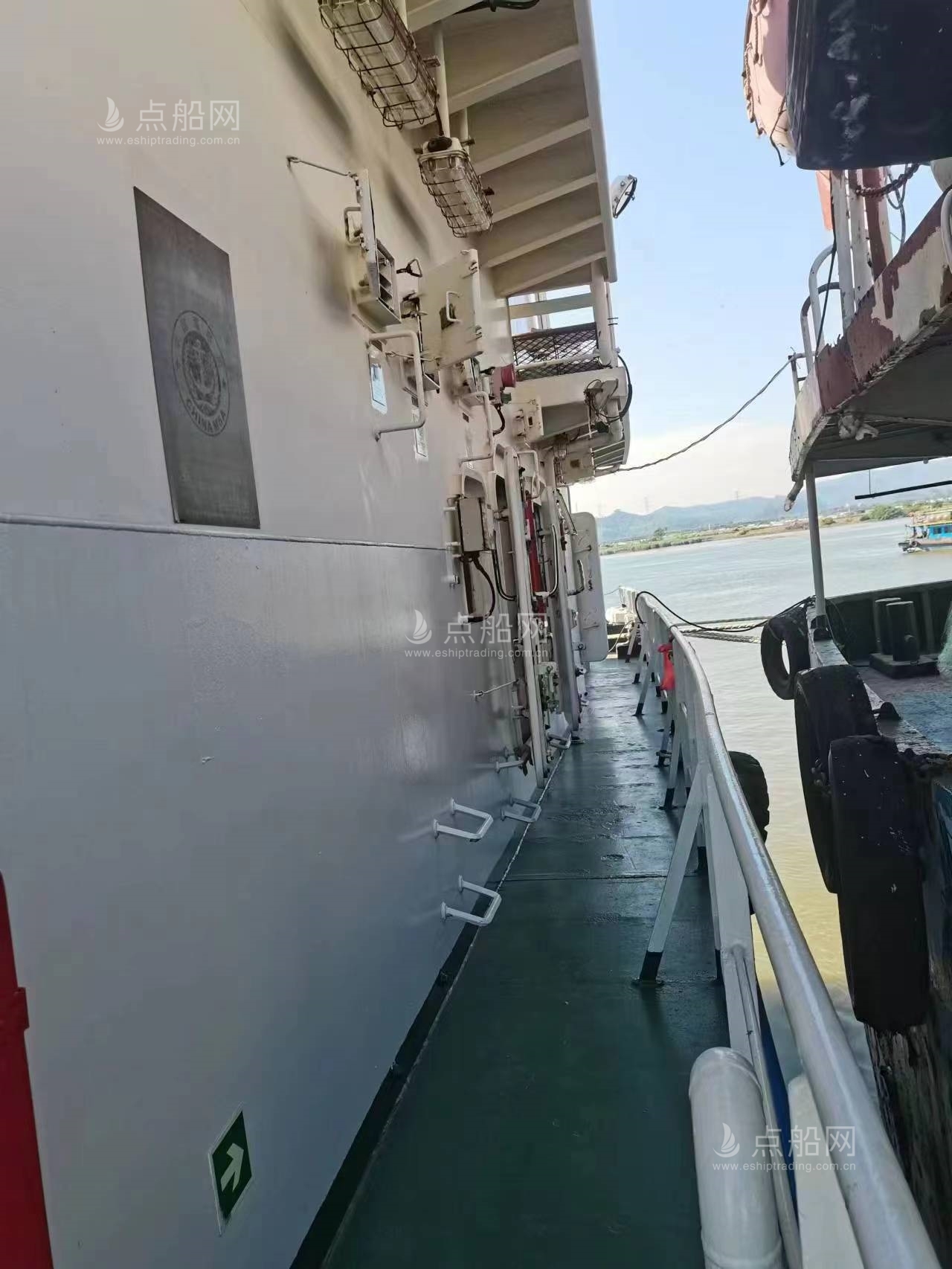 出售4242吨成品油船