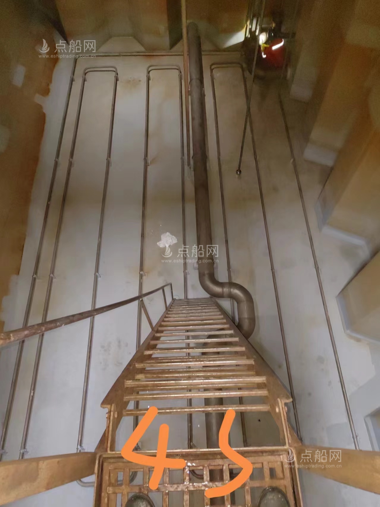 出售3811吨化学品船