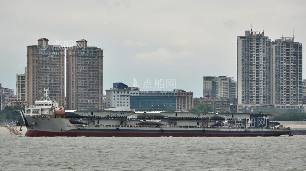 出售13000吨甲板货驳