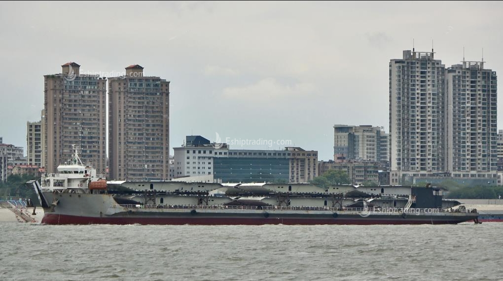 13000 T Deck Barge /LCT For Sale