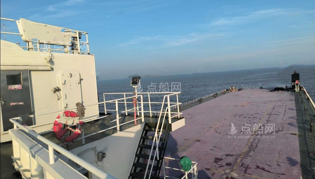 出售13000吨甲板货驳