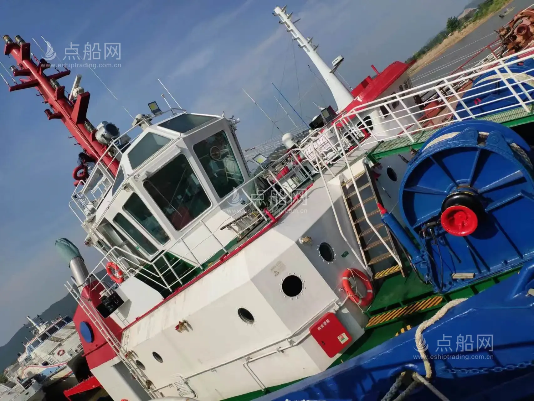 出售5000 马力港作拖轮