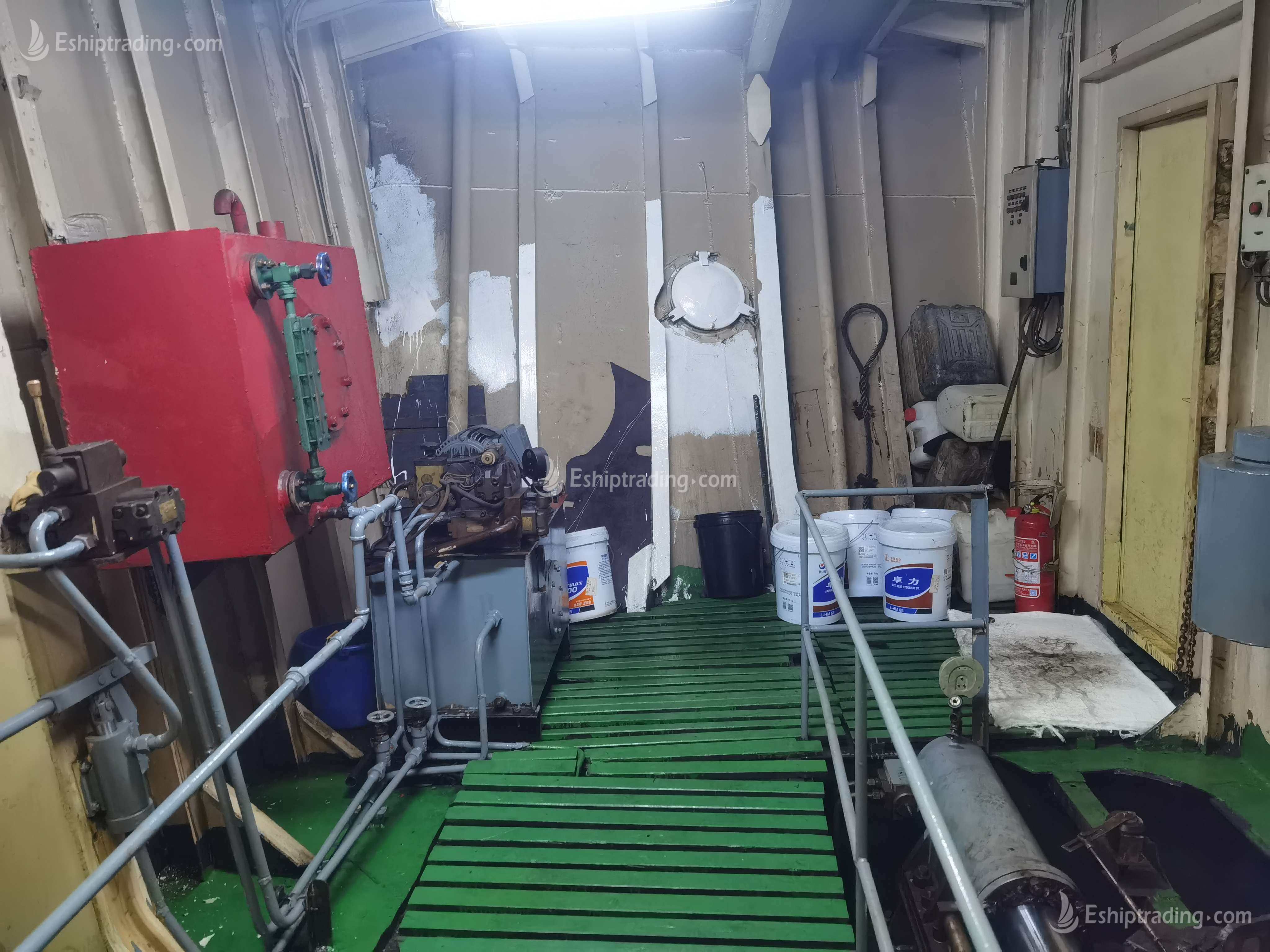 2440 T Product Oil Tanker For Sale