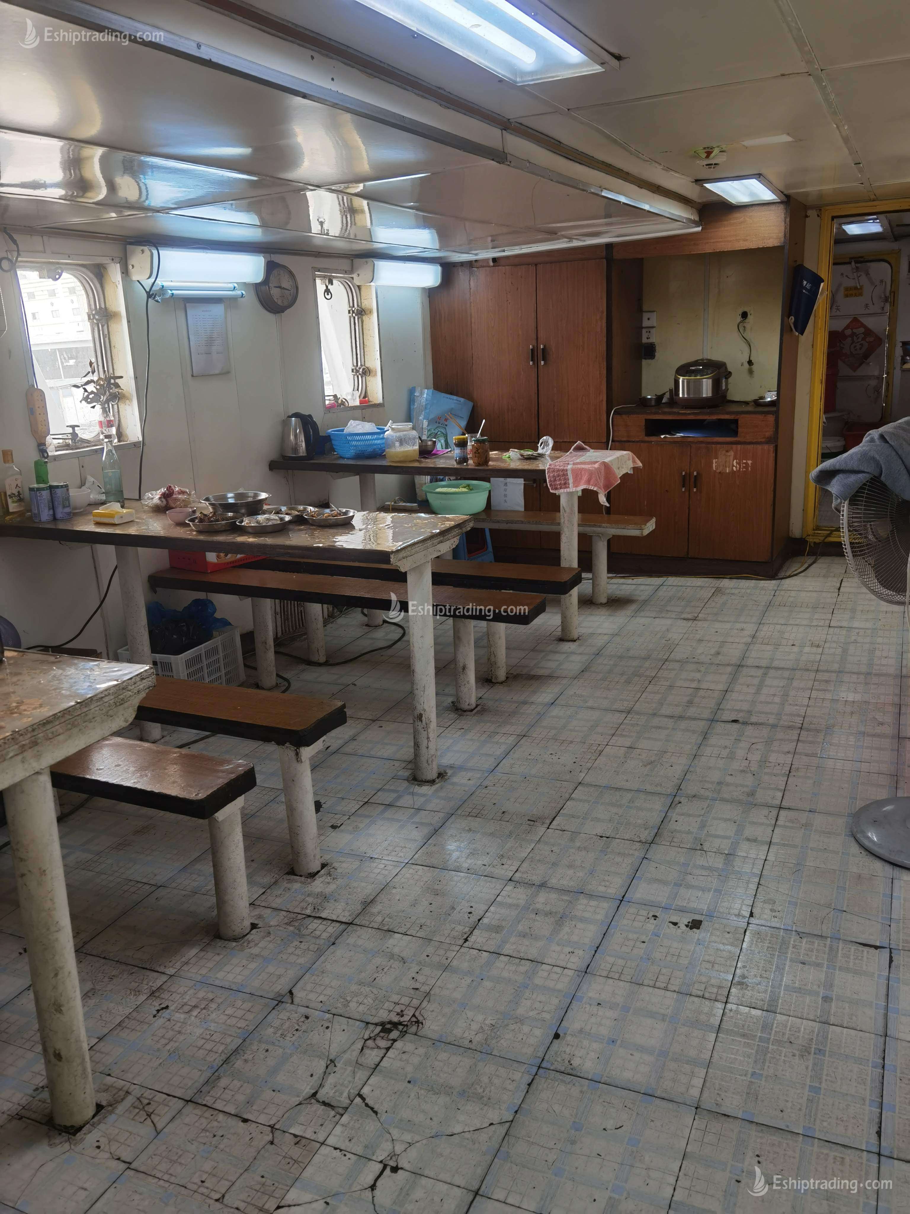 2440 T Product Oil Tanker For Sale